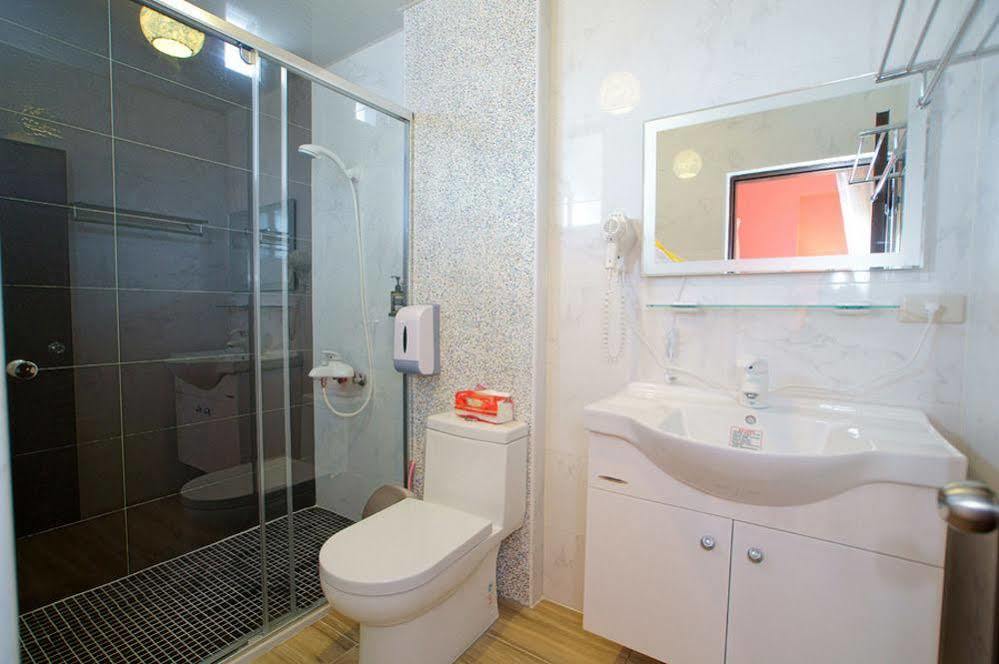 Happy Sun Apartment Taitung ภายนอก รูปภาพ