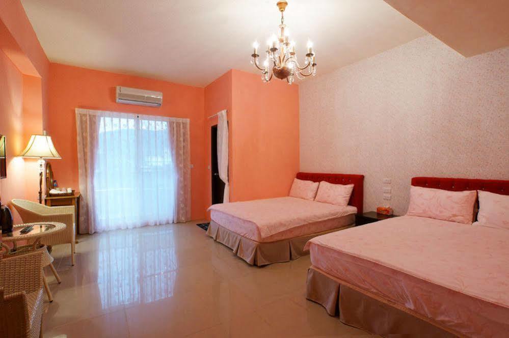 Happy Sun Apartment Taitung ภายนอก รูปภาพ