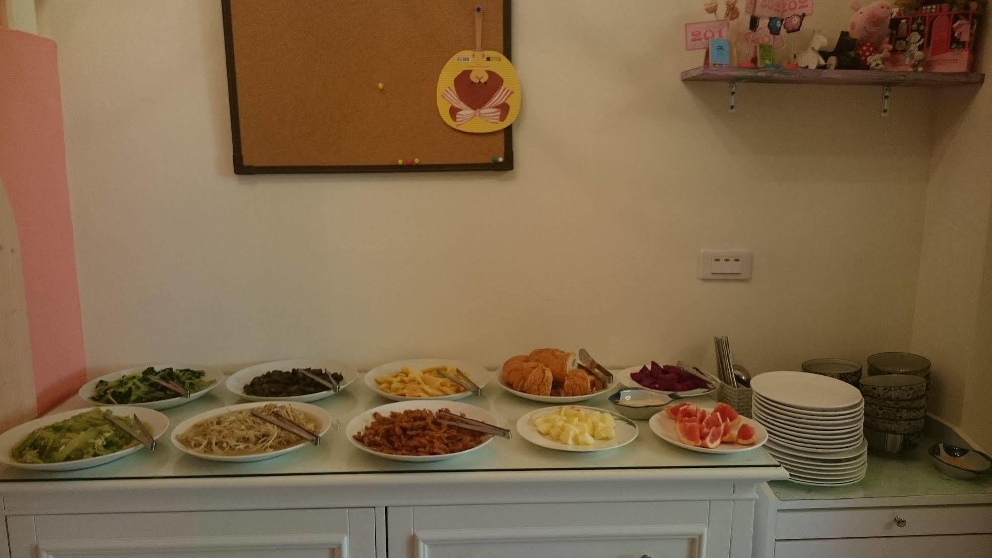 Happy Sun Apartment Taitung ภายนอก รูปภาพ