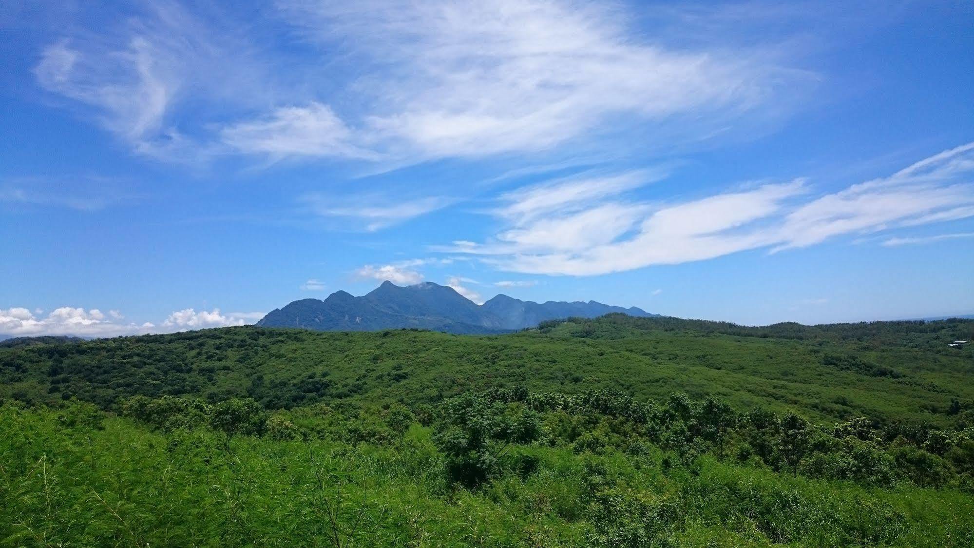 Happy Sun Apartment Taitung ภายนอก รูปภาพ